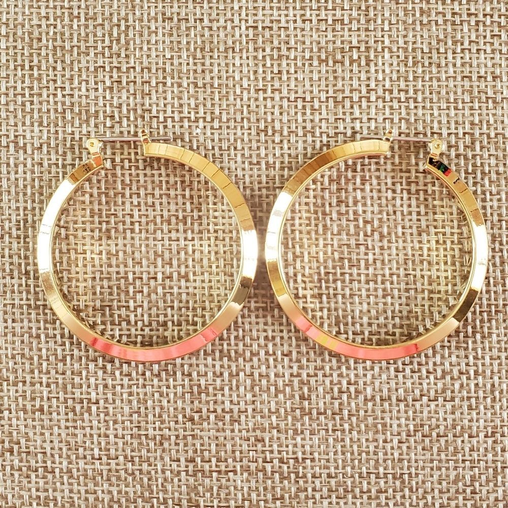 Premier Designs Classic Gold Hoop Earrings Wardrobe Staple